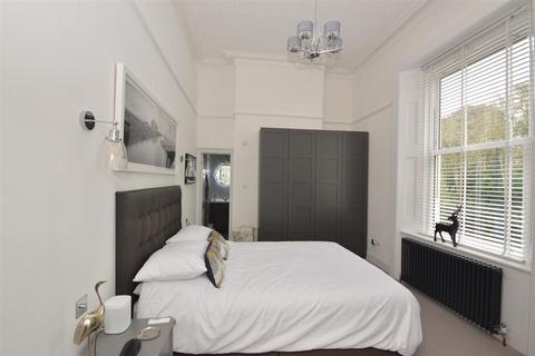1 bedroom apartment for sale, RYDE