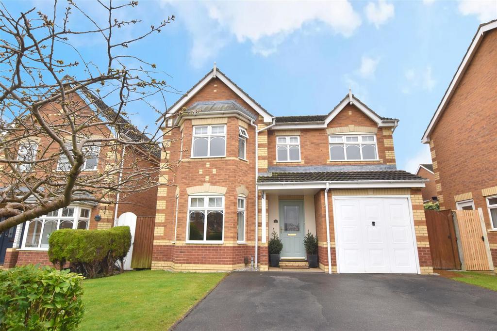 Odin Court, Scartho DN33 4 bed detached house for sale £285,000