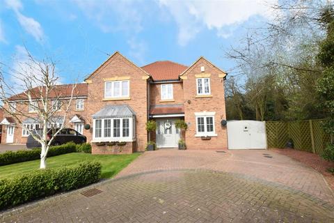 4 bedroom detached house for sale, Cornflower Close, Healing DN41