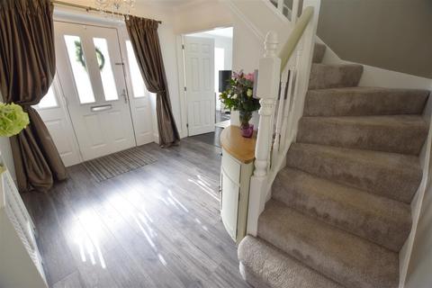 35 Cornflower Close, Healing, Grimsby, DN41 7JR