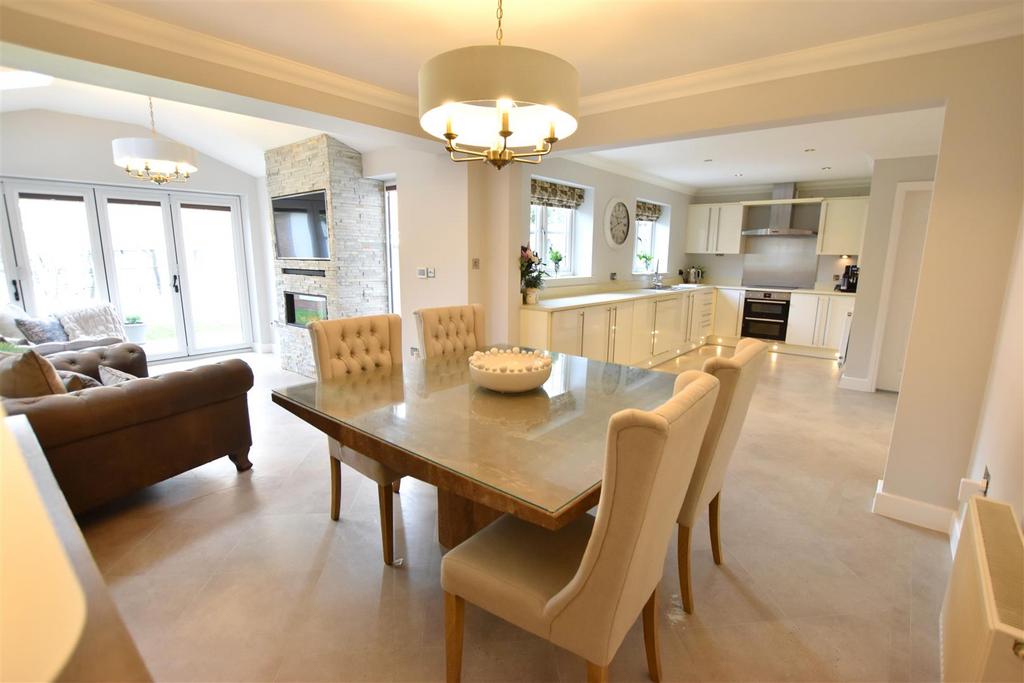 Living kitchen diner