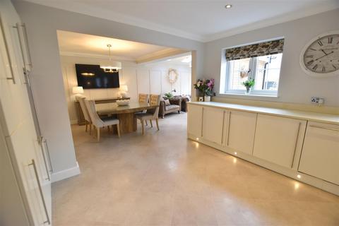 35 Cornflower Close, Healing, Grimsby, DN41 7JR