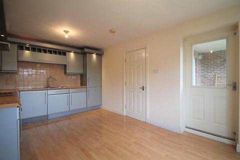 2 bedroom flat to rent - Whitecross Gardens, York, North Yorkshire