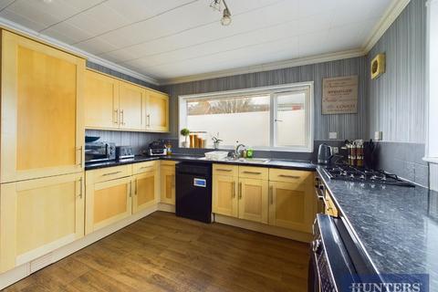 4 bedroom semi-detached house for sale, Chantry Road, East Ayton, Scarborough