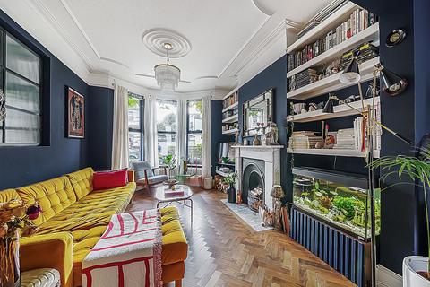 3 bedroom house for sale - Balmoral Road, London, NW2