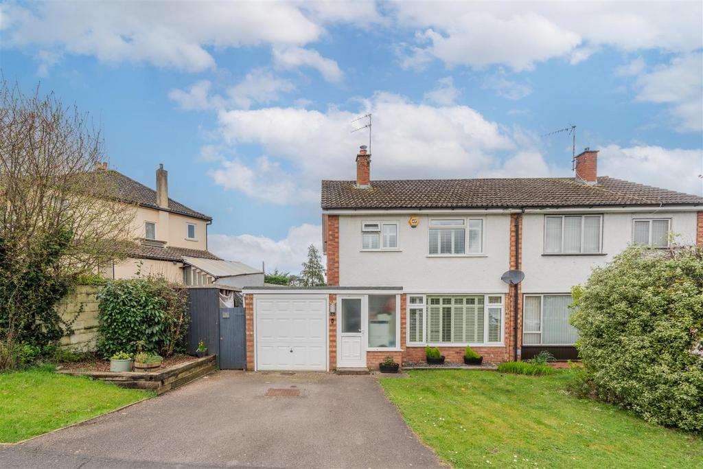 Unity Road, Keynsham, Bristol 3 bed semidetached house for sale £425,000