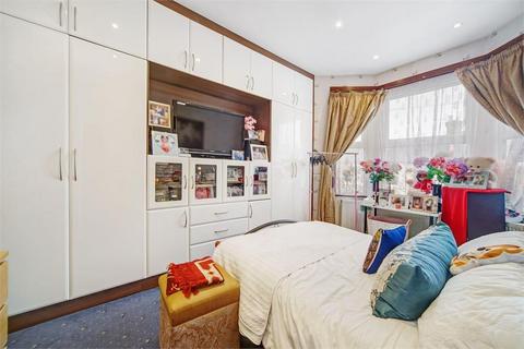 4 bedroom semi-detached house for sale - Wendover Road, Harlesden