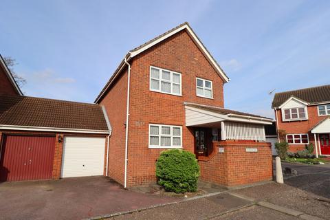 3 bedroom link detached house for sale, Ashmans Row, South Woodham Ferrers, Chelmsford, CM3
