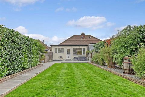 3 bedroom semi-detached bungalow for sale, Crossby Close, Mountnessing