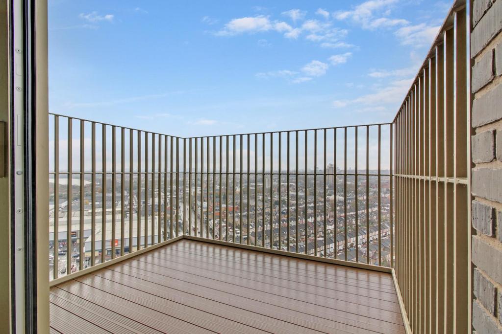 BALCONY.jpg