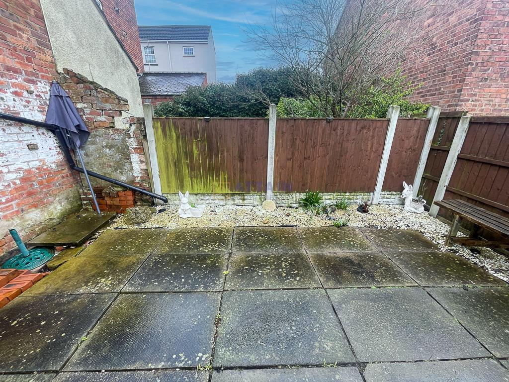 Garden Side.jpg