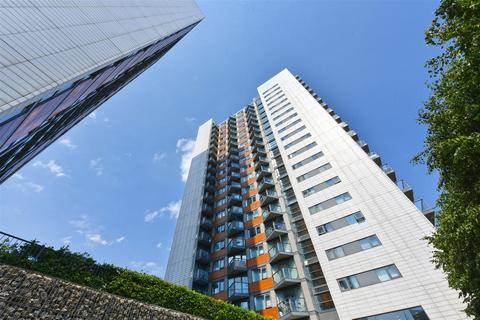 1 bedroom apartment to rent, Proton Tower, Blackwall Way, E14
