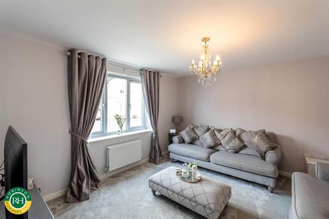 3 bedroom detached house for sale - Stayers Road, Bessacarr, Doncaster