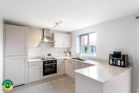 4 Stayers Road, Doncaster, DN4 7FL