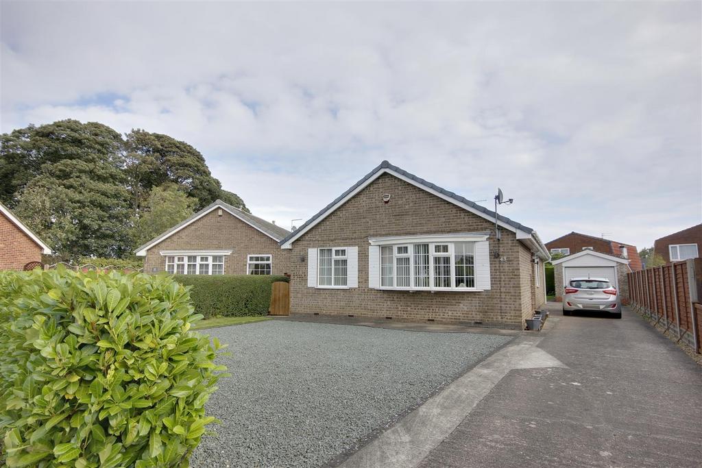 Wauldby View, Swanland 3 bed detached bungalow for sale £323,000