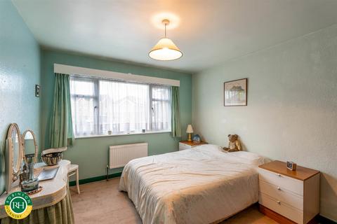 125 Church Lane, Balby, Doncaster, DN4 0UX