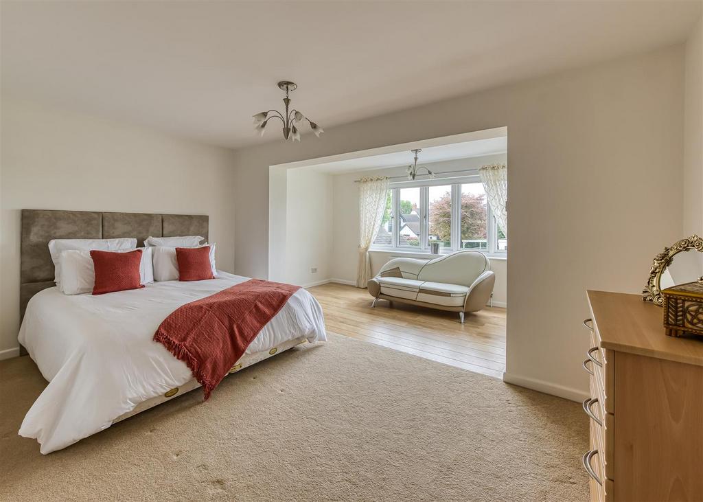 11 Kings Road-MAY24-bed3.jpg