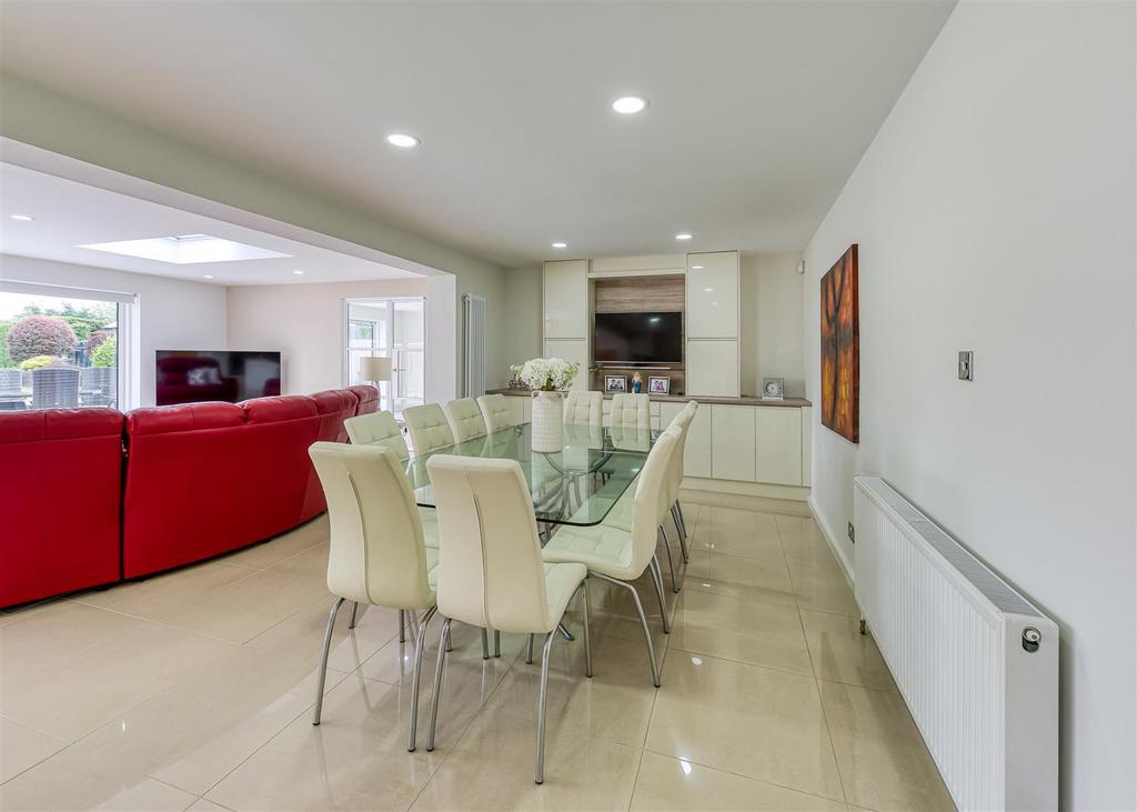 11 Kings Road-MAY24-kitchen6.jpg