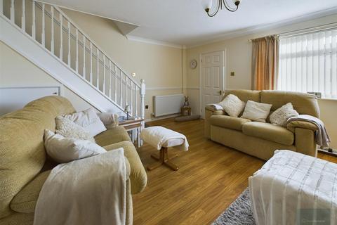 3 bedroom semi-detached house for sale, Barnes Wallis Close, Bowerhill SN12