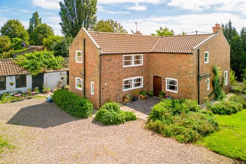 4 bedroom detached house for sale, Weirs Lane, Butterwick, Boston