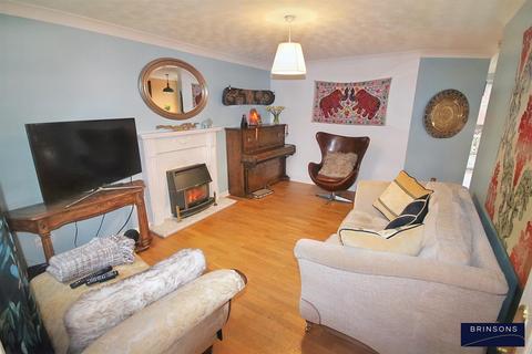 3 bedroom detached house for sale, Heol-Yr-Ysbyty, Caerphilly