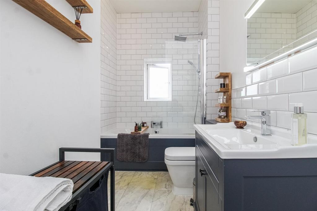 Bathroom/w.c.