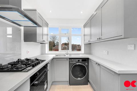 80 Station Road, Gidea Park, Romford, RM2 6DA