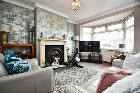 2 bedroom terraced house for sale - Camborne Grove, Hull