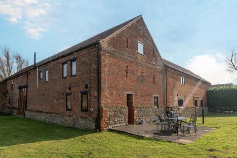 4 bedroom barn conversion for sale, Swaffham Road, Toftrees, NR21