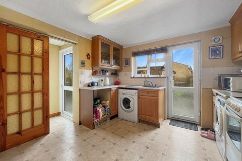 3 bedroom semi-detached house for sale, Connaught Gardens, Braintree, CM7