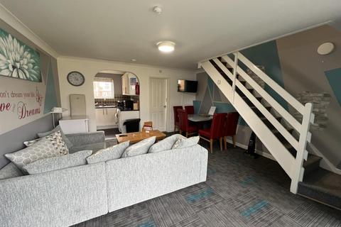 3 bedroom chalet for sale - Waterside Park, The Street, Corton, Lowestoft