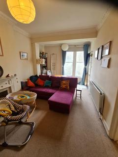 2 bedroom flat to rent - London, N5