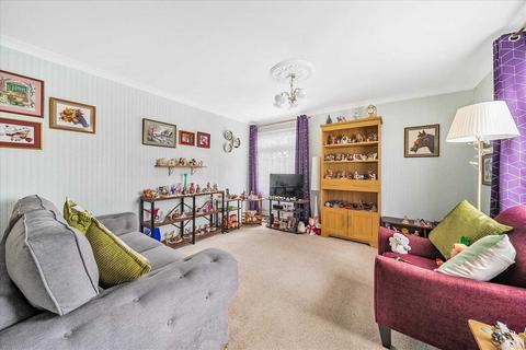 2 bedroom bungalow for sale - Warwick Road, Basingstoke