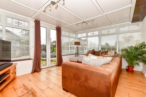 3 bedroom chalet for sale, Millstrood Road, Whitstable, Kent