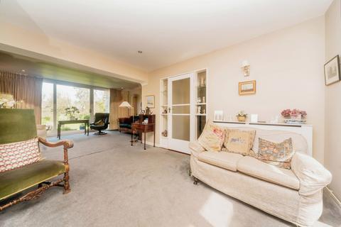 76 Thetford Road, New Malden, KT3 5DT