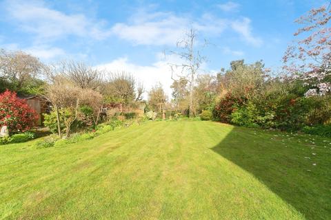 76 Thetford Road, New Malden, KT3 5DT