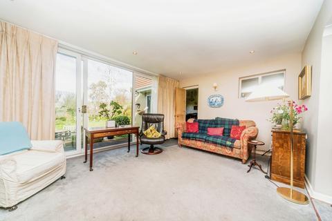 76 Thetford Road, New Malden, KT3 5DT