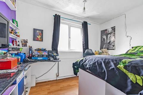4 bedroom end of terrace house for sale, Swindon,  Wiltshire,  SN3