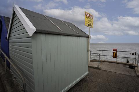 Chalet for sale, Brackenbury Cliffs, Felixstowe IP11