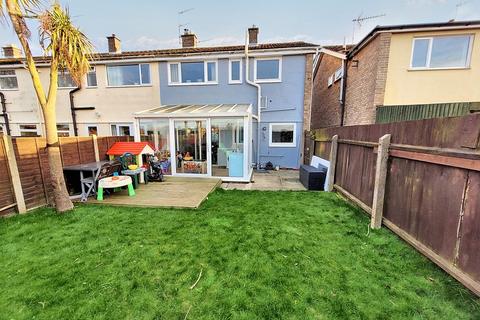 3 bedroom end of terrace house for sale, Mill Close, Felixstowe IP11