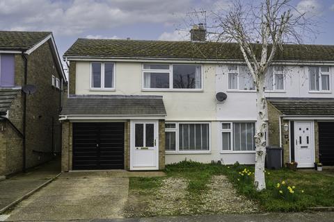 3 bedroom end of terrace house for sale - Mill Close, Felixstowe IP11