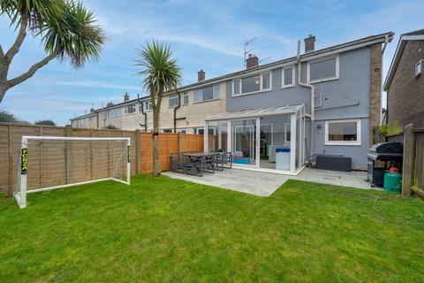 3 bedroom end of terrace house for sale, Mill Close, Felixstowe IP11