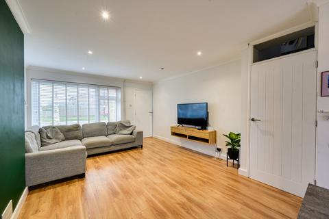 3 bedroom end of terrace house for sale, Mill Close, Felixstowe IP11
