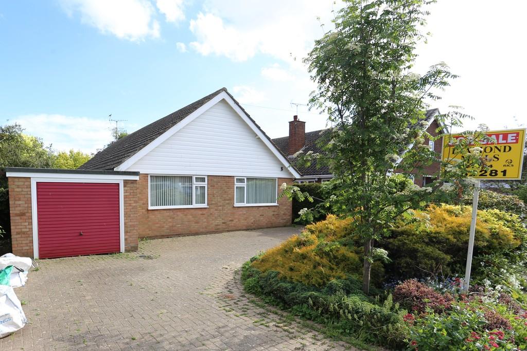 Lynwood Avenue, Suffolk IP11 3 bed detached bungalow for sale £425,000