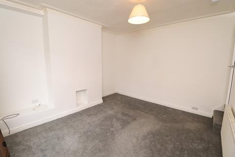 2 bedroom terraced house to rent, Nunnington Avenue, Leeds, West Yorkshire, LS12