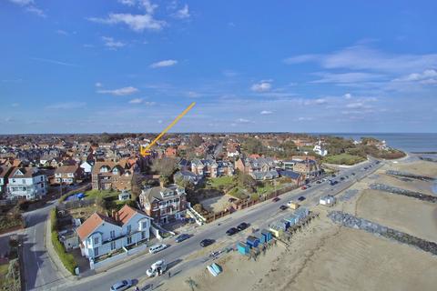 4 bedroom townhouse for sale, Beach Road East, Suffolk IP11