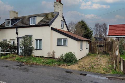 2 bedroom semi-detached house for sale, Mill Lane, Felixstowe IP11