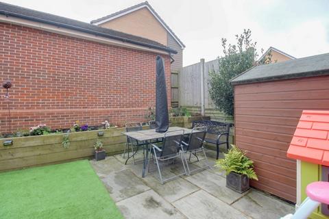 2 bedroom end of terrace house for sale, Goshawk Green, Leighton Buzzard, LU7