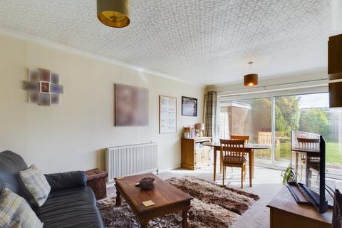 2 bedroom bungalow for sale, Beaver Close, Worcester, Worcestershire, WR2