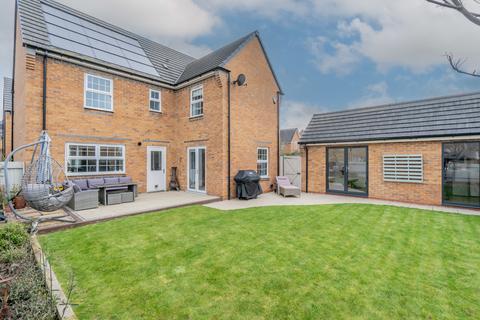 4 bedroom detached house for sale, Cassius Close, Milton Keynes, Buckinghamshire